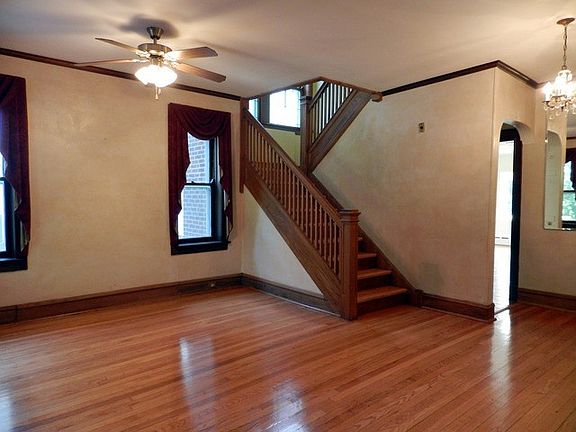 5th image of 10415 S Longwood Dr