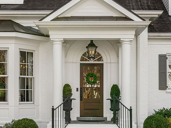 3rd image of 1483 Clairmont Pl