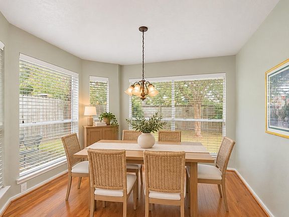 4th image of 16334 Chimneystone Dr