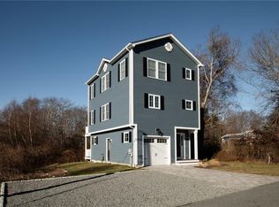 9 Orlando Dr, Narragansett, RI 02882