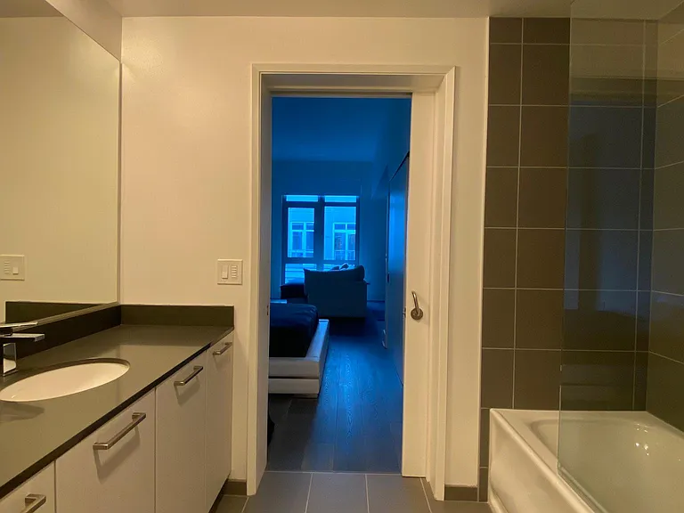1075 Market St — Photo 12