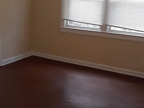 3rd image of 1680 McConihe St