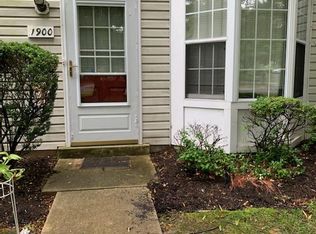 1900 Pawlet Dr, Crofton, MD 21114