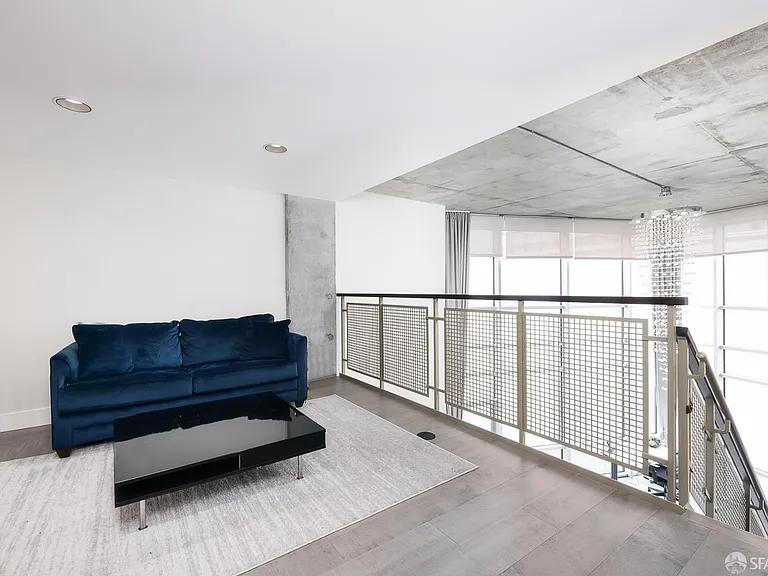 200 Brannan St #405 — Photo 3
