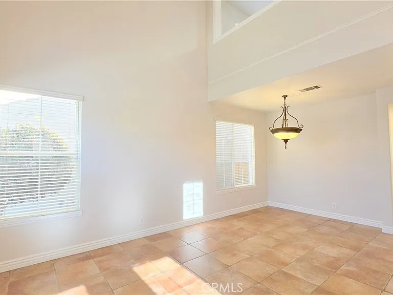 324 Lydia Ln — Photo 23
