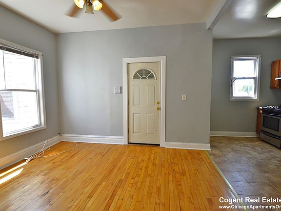3rd image of 4342 W Belmont Ave #2R