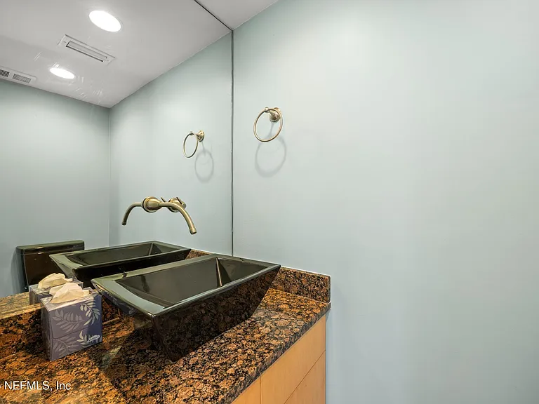 2100 Ocean Dr #Penthouse 2 — Photo 60