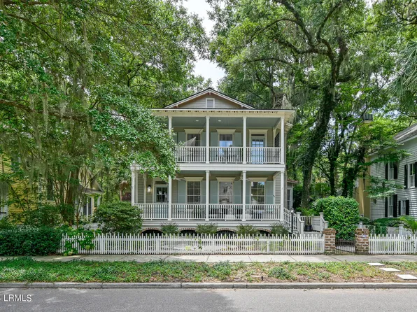 29 Newpoint Rd, Beaufort, SC 29907