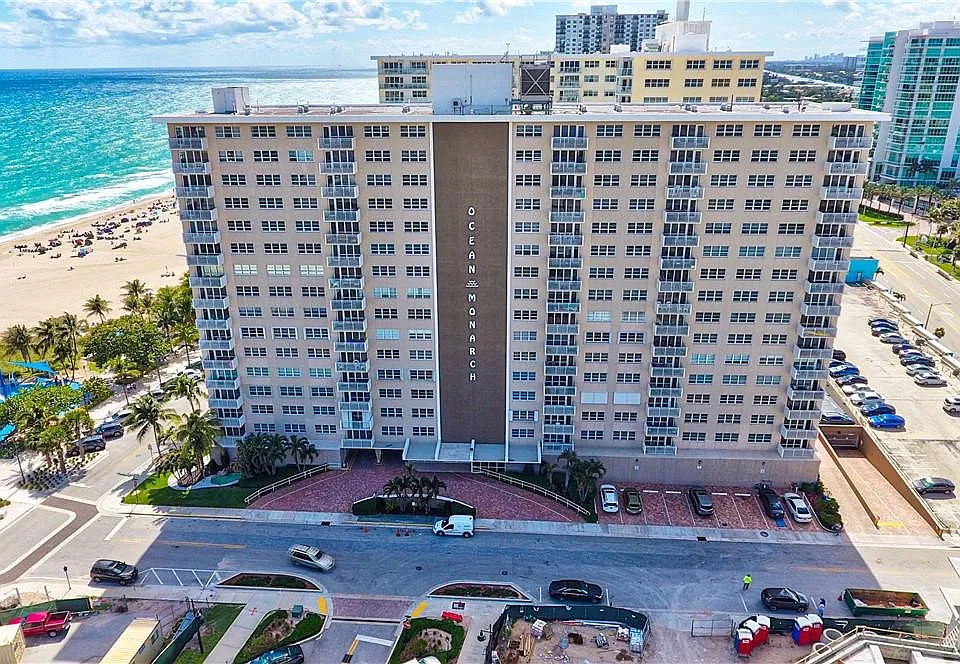 133 N Pompano Beach Blvd #504