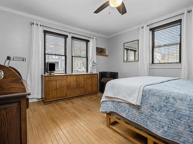 850 Nevin Ave — Photo 15