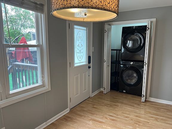 4th image of 5277 N Luna Ave Floor 1