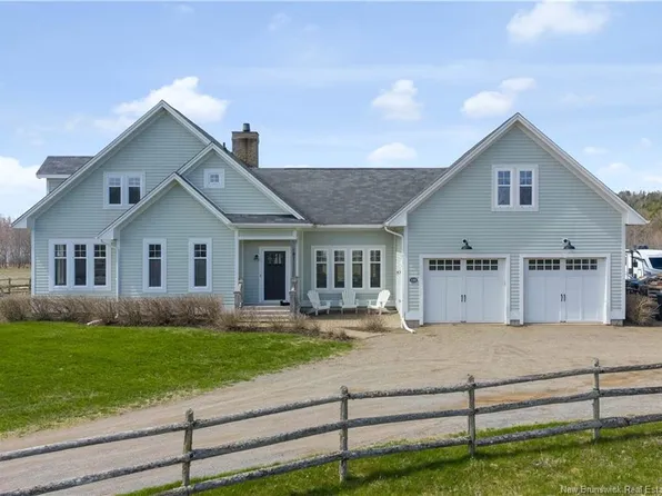 125 Hammond River Rd, Quispamsis, NB E2E 4Z8