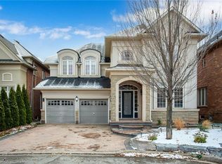 3488 Rebecca St, Oakville, ON L6L 6X9
