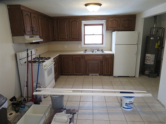 2nd image of 1094 Lucharles Ave