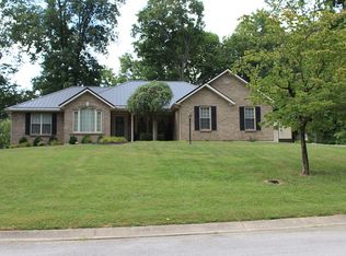 1318 Northwoods Dr, Hillsboro, OH 45133
