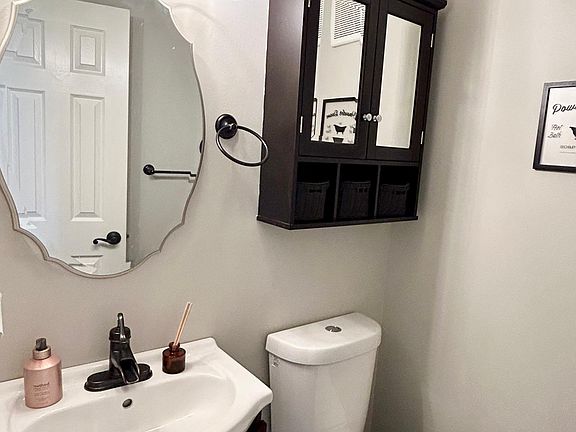 4th image of 4417 Joseph Dr