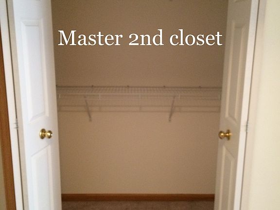 2nd image of 1221 Stonebridge Dr #5