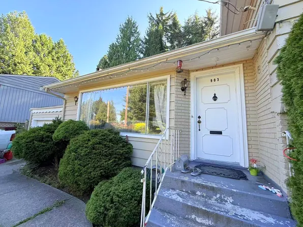903 Bayview Dr, Delta, BC V4M 2R5