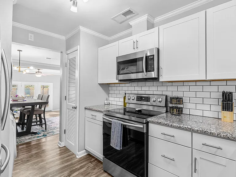 4701 N Kings Hwy #26 — Photo 20