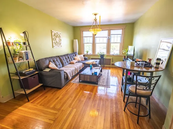 2001 Commonwealth Ave APT 10, Brighton, MA 02135