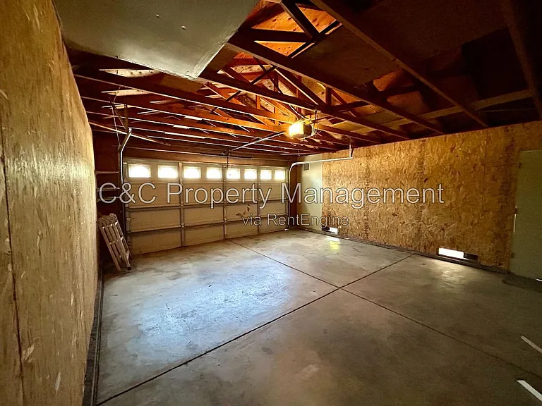 258 Yellowstone Dr — Photo 12