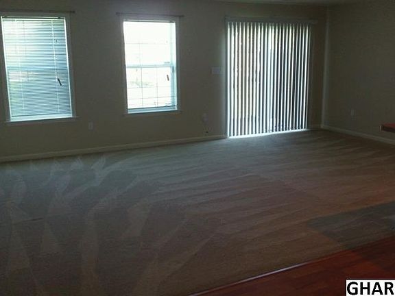 3rd image of 420 Eisenhower Dr
