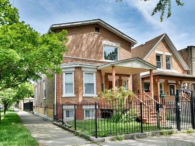 3454 W Evergreen Ave, Chicago, IL, 60651