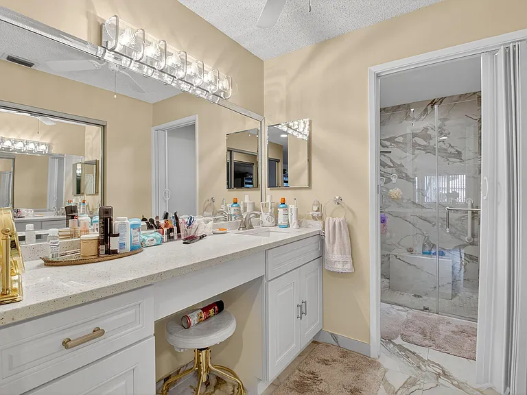6234 Pointe Regal Cir — Photo 15