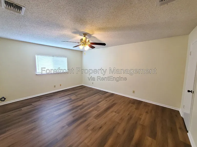 8219 Sunshine Trail Dr — Photo 29