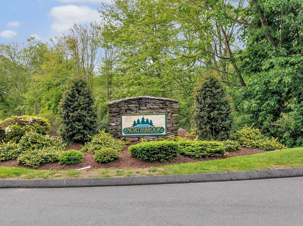 25 Stillmeadow Circle #25, Monroe, CT 06468