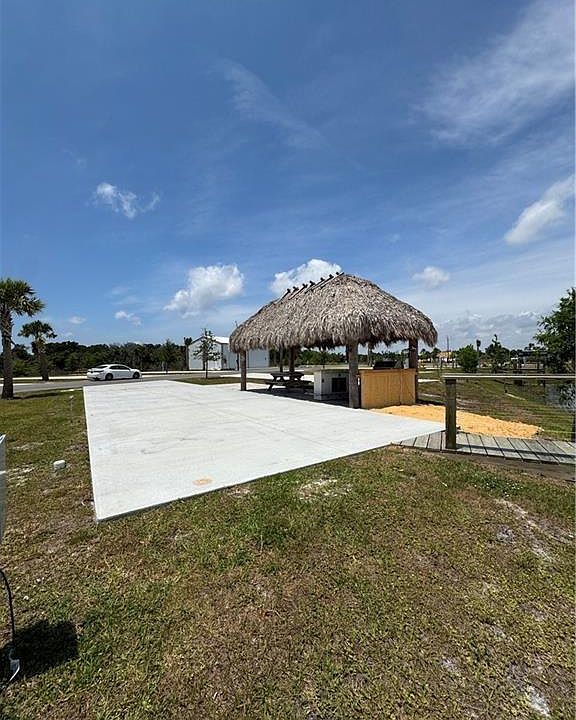 1st image of 253 Horizon RD