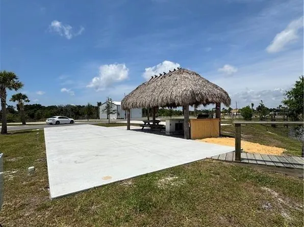 253 Horizon RD, PUNTA GORDA, FL 33982