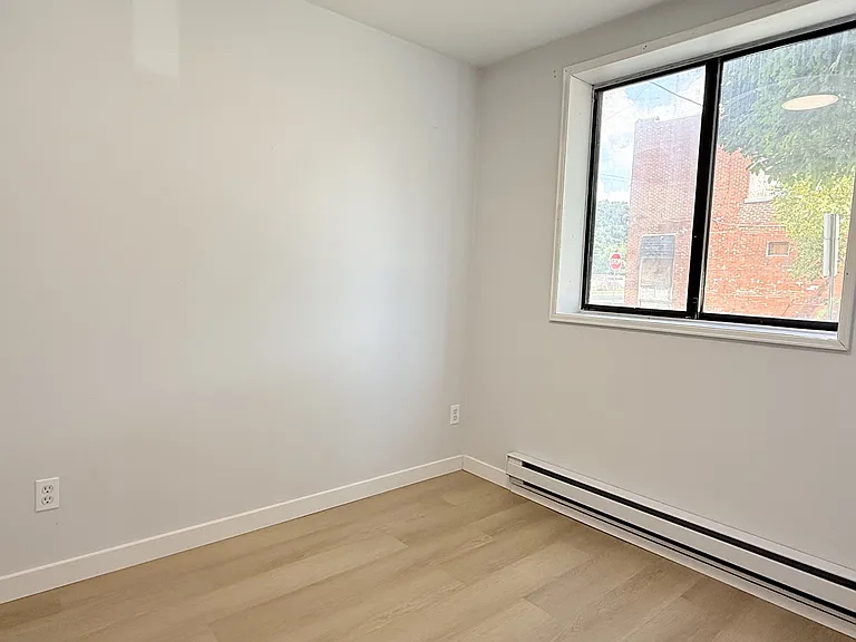 3503 Sandwich St #103 — Photo 9