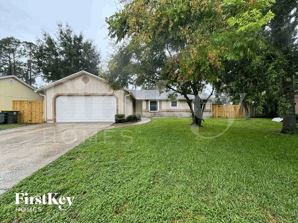 8064 Pineverde Ln, Jacksonville, FL 32244