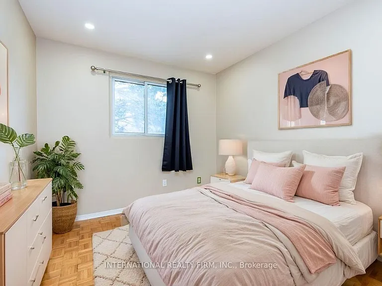 6855 Glen Erin Dr #15 — Photo 9