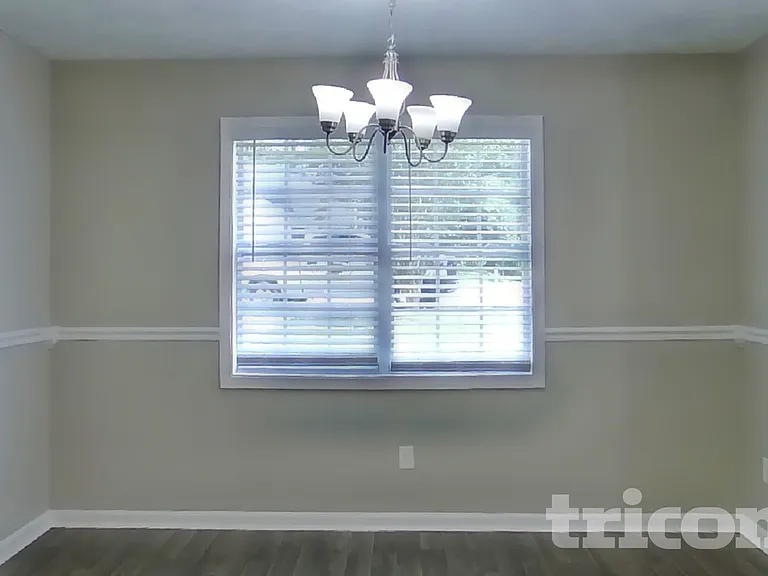 355 Mary Alice Dr — Photo 3