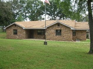 2686 E 2087 Rd, Hugo, OK 74743