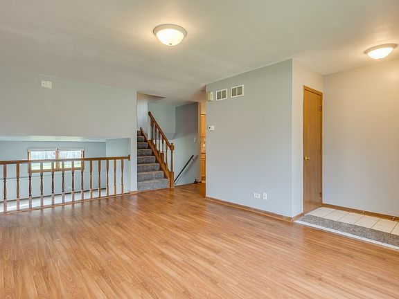 4th image of 14631 Harvard St