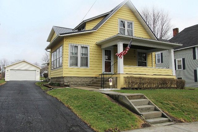 1st image of 212 Saint James St