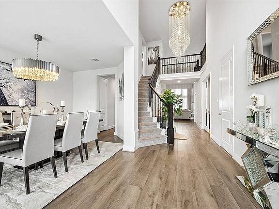 4th image of 1211 Rushcroft Way