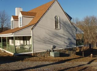 955 Avon Bend Rd, Charles Town, WV 25414