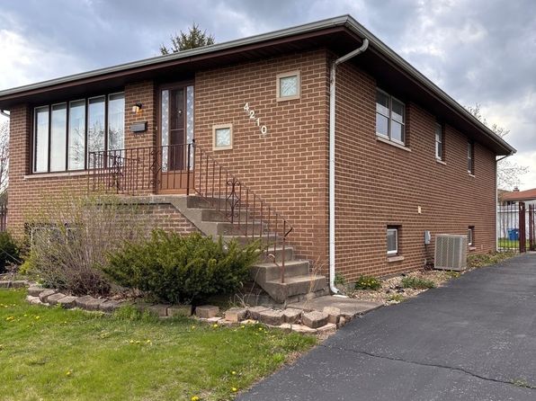 4210 W Holmberg Ct, Alsip, IL 60803