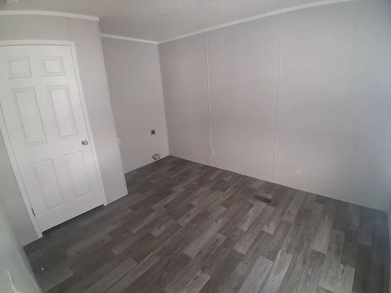 C4 Trailerville Ct — Photo 15