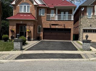 44 Tatra Cres, Brampton, ON L6Y 0K6