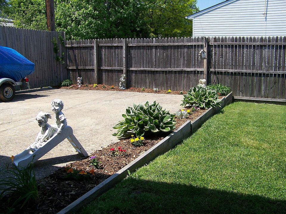 private rear yard