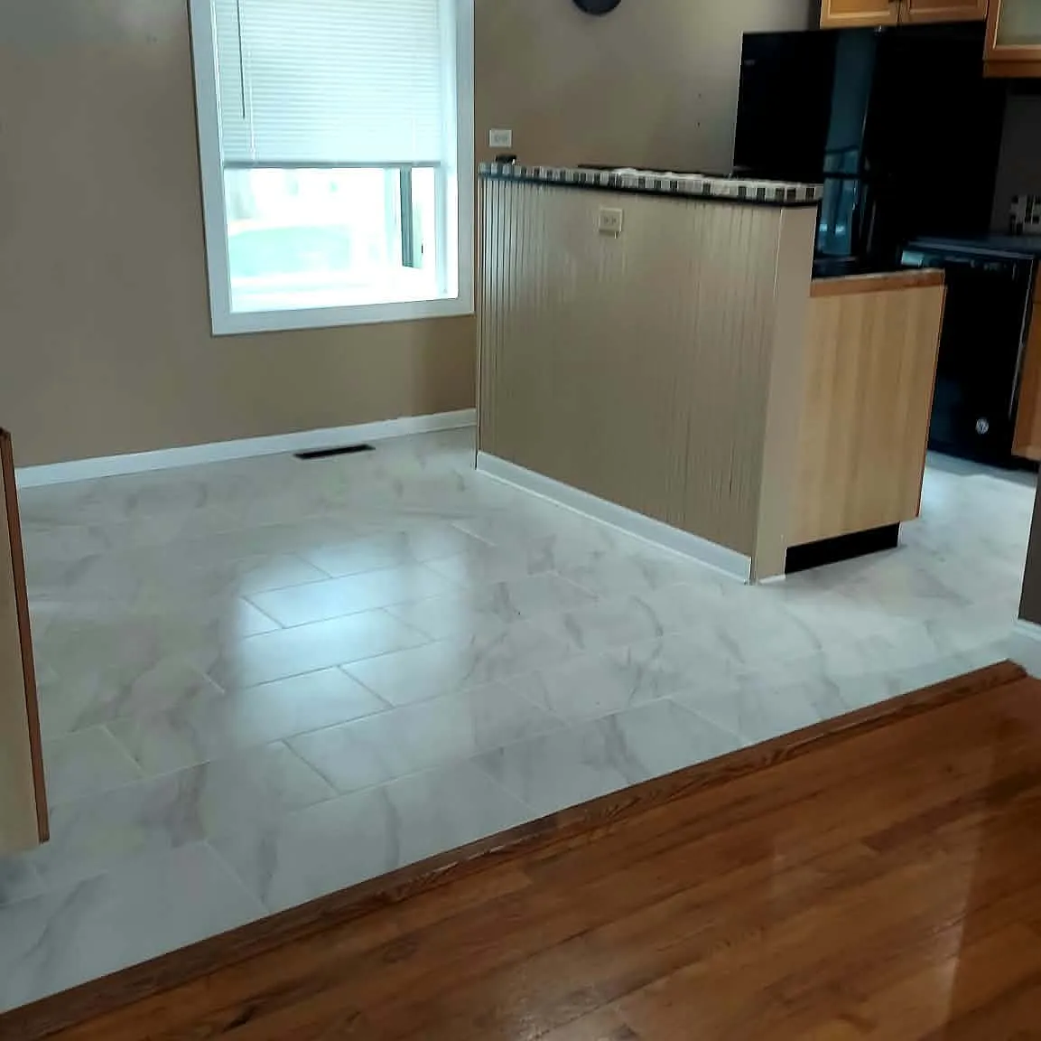 4 bed, 1.5 bath, $2,500 — Photo 4