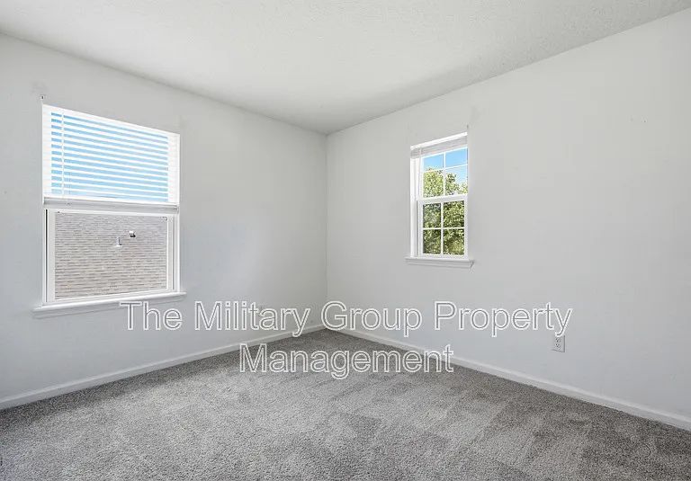 391 Hepburn Rd — Photo 28