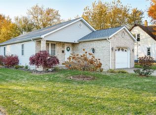 511 S Jackson St, Litchfield, IL 62056