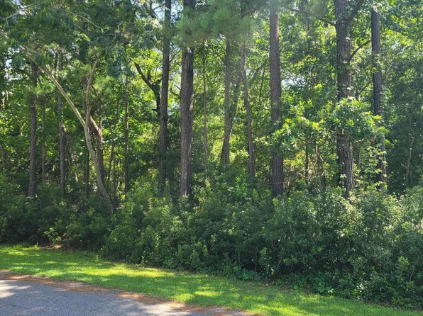 3607 White Drive, Morehead City, NC 28557