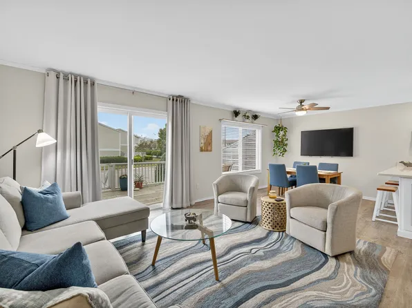 120 Driftwood Ct, Wrightsville Beach, NC 28480